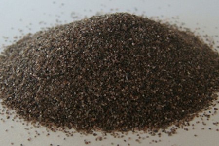 BROWN KORUND